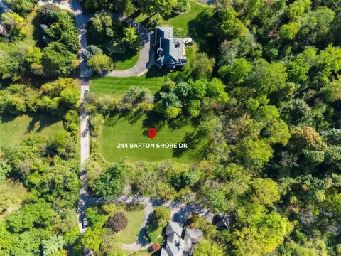 244 Barton Shr, Ann Arbor, MI 48105 photo 3
