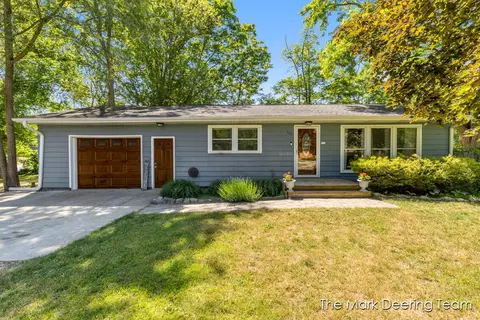 107 Elm, Allegan, MI 49010