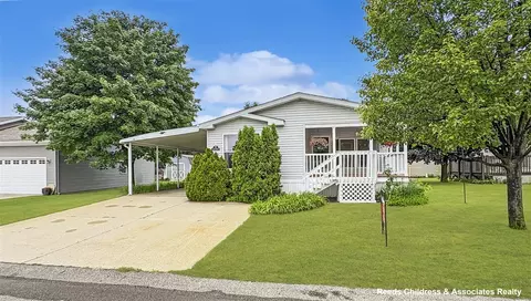 13797 Bluebell, Cedar Springs, MI 49319