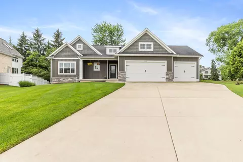 1422 Crystalline, Caledonia, MI 49316