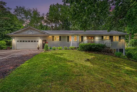 2985 W Kirby, Battle Creek, MI 49017