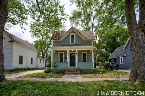 124 E 17th, Holland, MI 49423