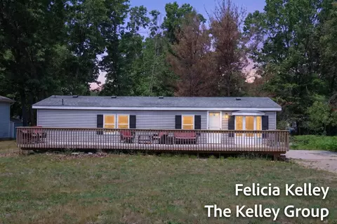 17158 Seneca, Howard City, MI 49329