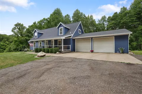 Exterior - 11803 Hoffman, Three Rivers, MI 49093 photo 2 of 13