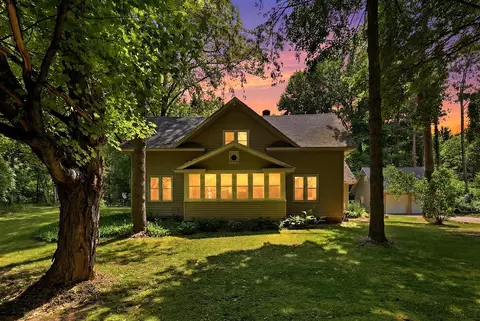 2351 Cook, Hastings, MI 49058