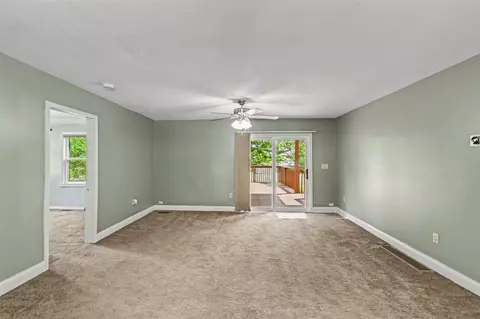Living - 1011 State, Adrian, MI 49221 photo 2 of 3