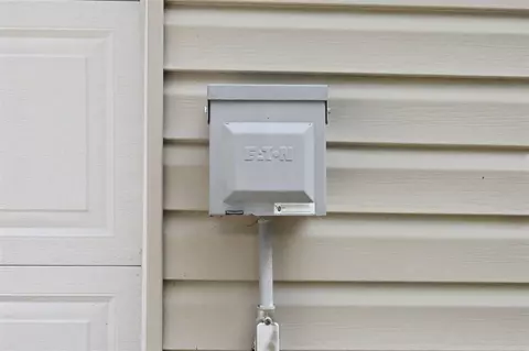 Exterior - 1011 State, Adrian, MI 49221 photo 9 of 14