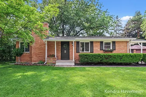 505 Fairfield, Grand Rapids, MI 49504