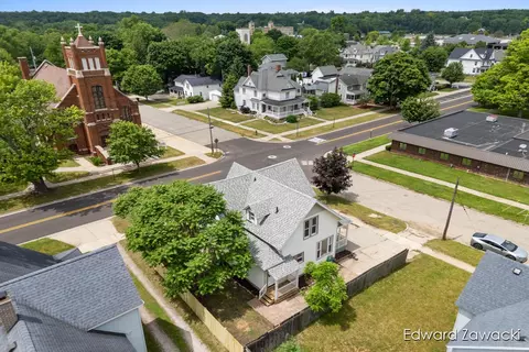 View/Area - 404 S S Brg, Belding, MI 48809 photo 4 of 11