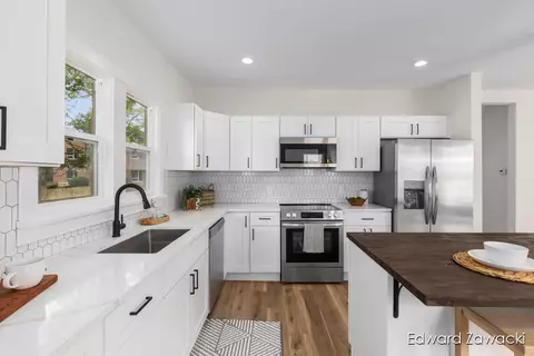 404 S S Brg, Belding, MI 48809
