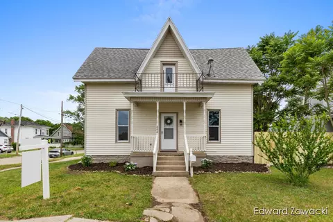 Exterior - 404 S S Brg, Belding, MI 48809 photo 2 of 3