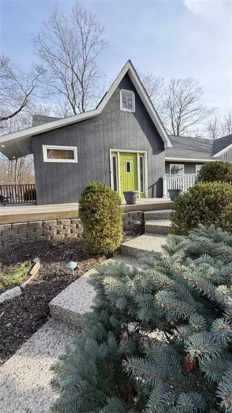 1372 Cramton, Ada, MI 49301