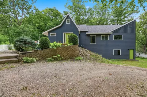 1372 Cramton, Ada, MI 49301