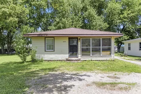 7275 Helen, Coloma, MI 49038