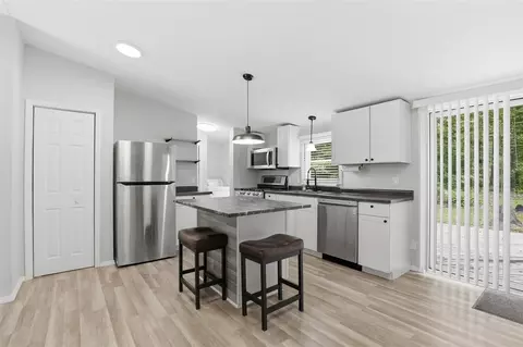 Kitchen - 9988 N West County Line Rd, Newaygo, MI 49337 photo 2 of 4