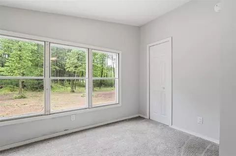 Bedroom - 9988 N West County Line Rd, Newaygo, MI 49337 photo 2 of 5
