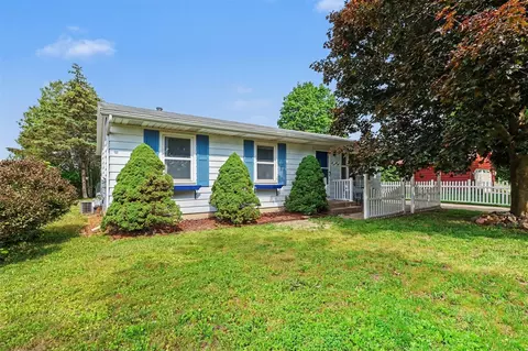 675 Westway, Grand Rapids, MI 49534