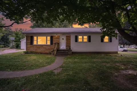 509 Fayette, Jonesville, MI 49250