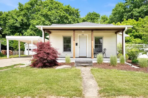 455 Divine, Portland, MI 48875
