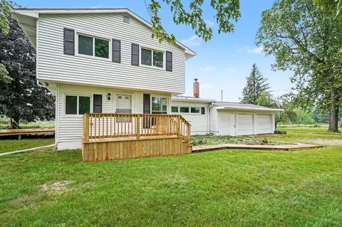 Exterior - 9700 Fenner, Perry, MI 48872 photo 2 of 6
