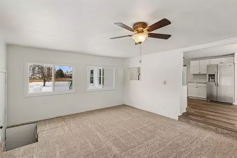 Living - 9700 Fenner, Perry, MI 48872 photo 2 of 4