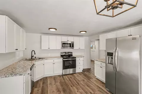 Kitchen - 9700 Fenner, Perry, MI 48872 photo 2 of 3