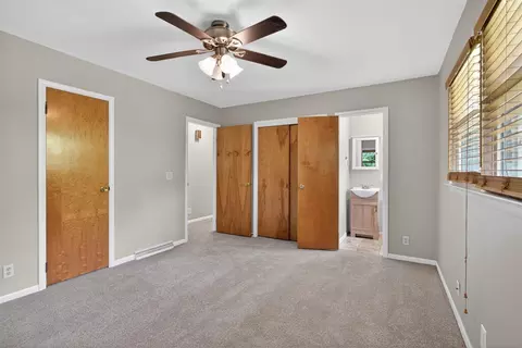 Bedroom - 100 N Second, Jackson, MI 49202 photo 9 of 10