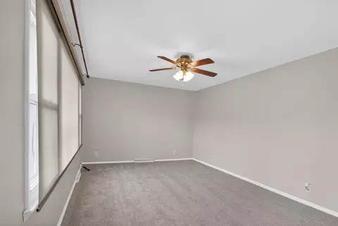 Living - 100 N Second, Jackson, MI 49202 photo 1 of 4