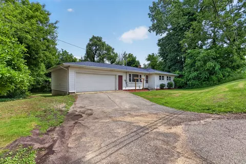 Exterior - 100 N Second, Jackson, MI 49202 photo 3 of 10