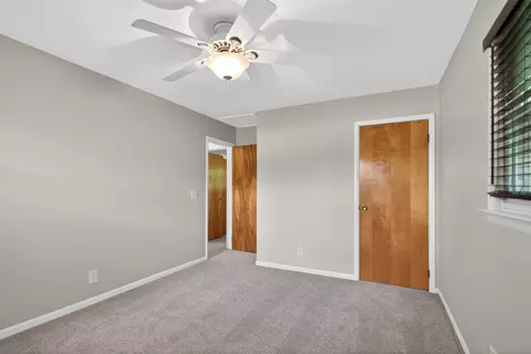 Bedroom - 100 N Second, Jackson, MI 49202 photo 5 of 10