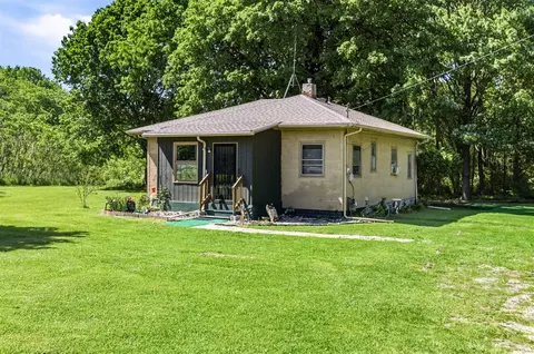 1356 Pipestone, Benton Harbor, MI 49022