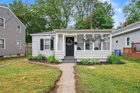 1727 Alto, Grand Rapids, MI 49507