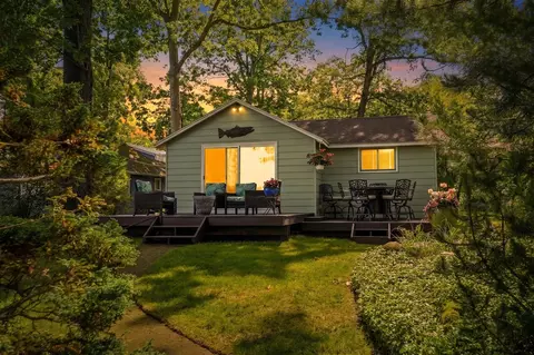 5375 Front, Newaygo, MI 49337