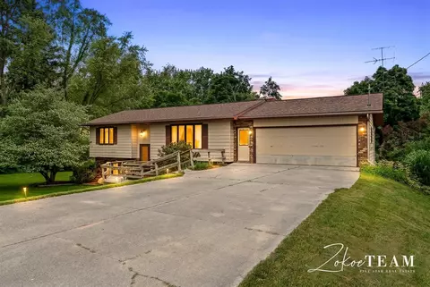 14079 8th, Marne, MI 49435
