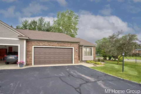 500 E Main #1, Zeeland, MI 49464