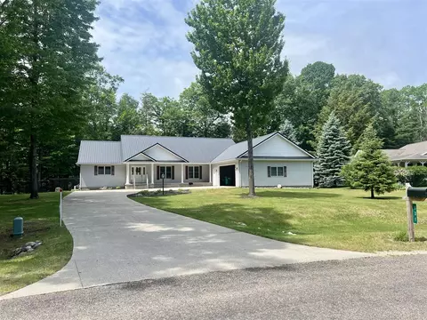 131 Indian Oaks, Prudenville, MI 48651