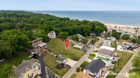 134 Prospect, Grand Haven, MI 49417