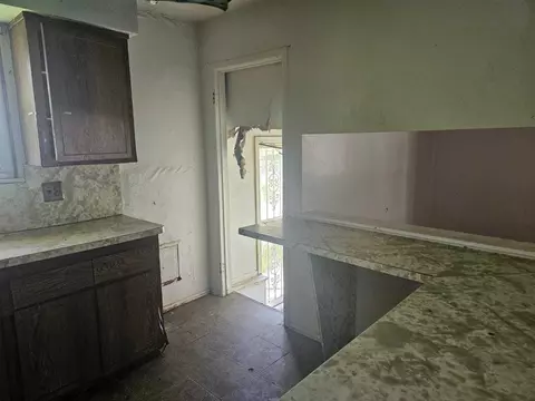 3948 Minnesota, Hamtramck, MI 48212 photo 3