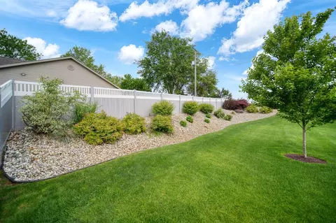 Exterior - 3780 Hendee, Jackson, MI 49201 photo 6 of 14