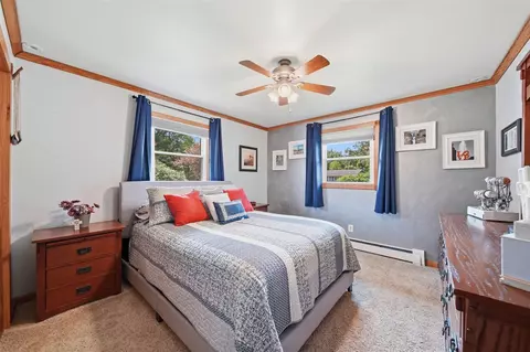 Bedroom - 3780 Hendee, Jackson, MI 49201 photo 5 of 6