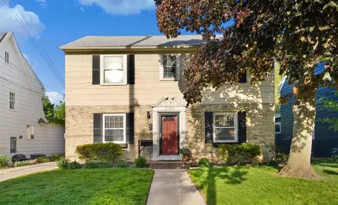 2140 Paris, Grand Rapids, MI 49507