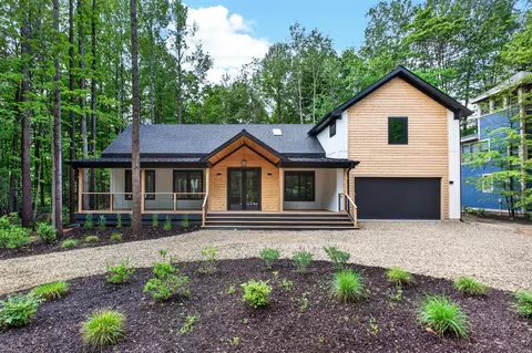 9356 E Locke, Union Pier, MI 49129