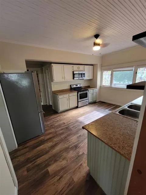 Kitchen - 709 E Isham, Lyons, MI 48851 photo 3 of 3