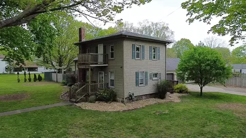 709 E Isham, Lyons, MI 48851