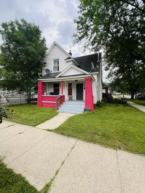 944 Caulfield, Grand Rapids, MI 49503