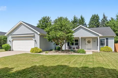 1114 Meadowsweet, Vicksburg, MI 49097