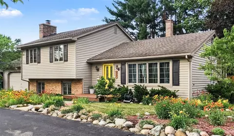 8305 Brookwood, Portage, MI 49024