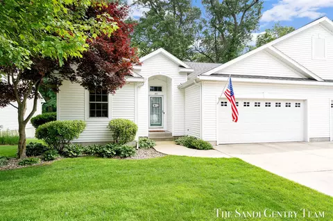 145 Stonegate, Spring Lake, MI 49456