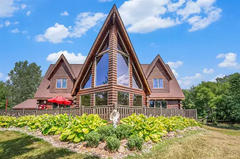4667 52nd, Holland, MI 49423