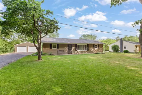 216 Lake Hls, Concord, MI 49237